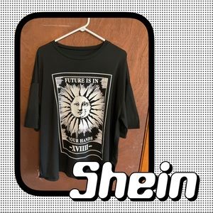 ❌DONATED❌ Shein Graphic Oversized Tee🔴
